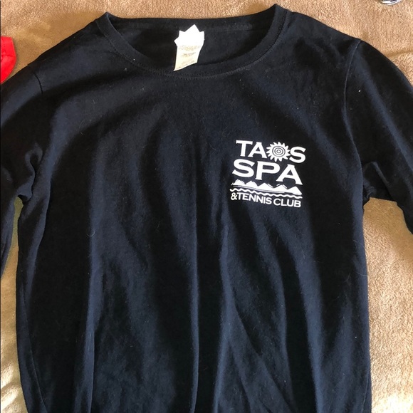 Workout clothes - Picture 2 of 4